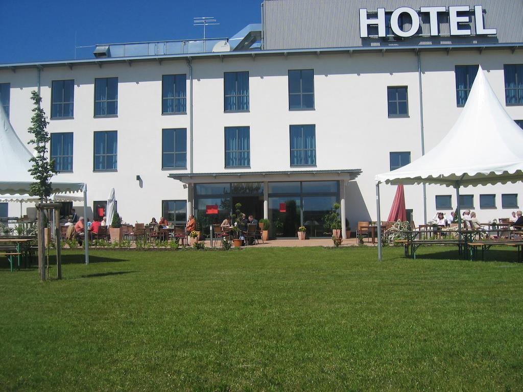 Airport Hotel Paderborn Ahden Eksteriør billede